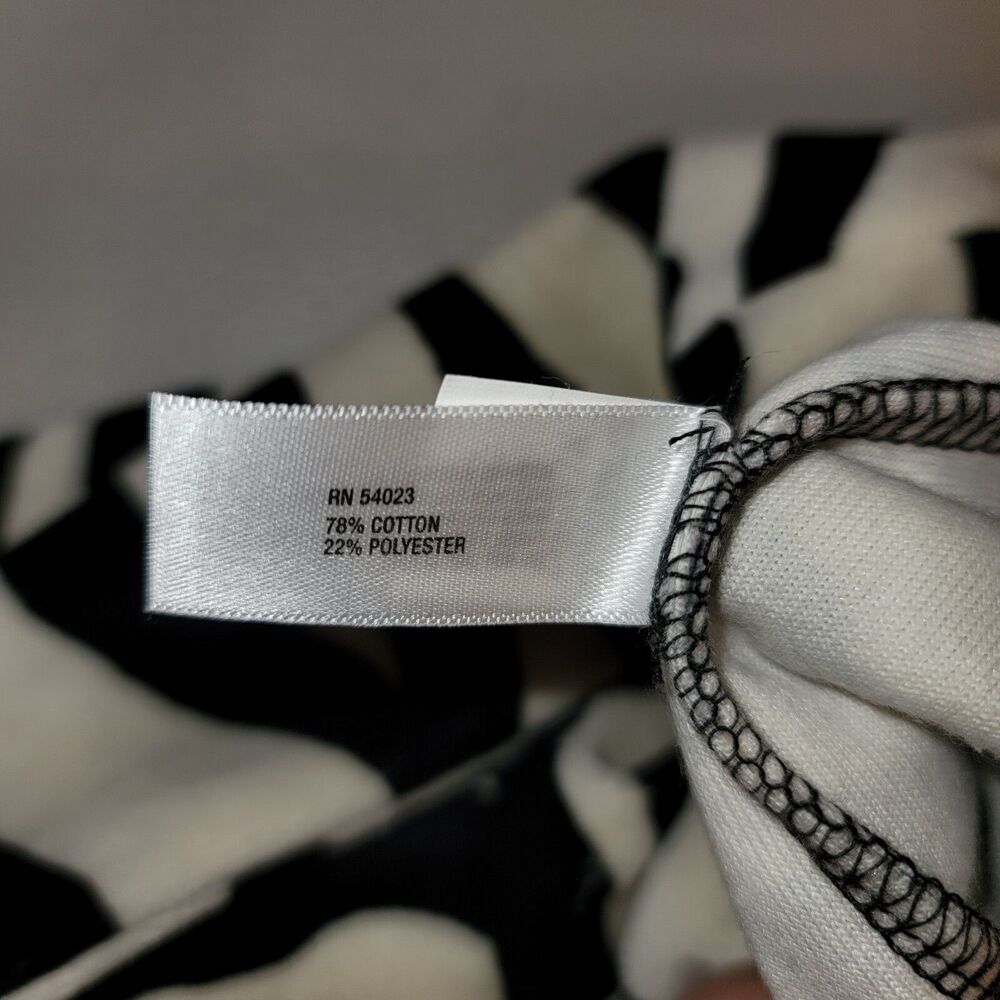 Baby Gap Baby Girl Infant Sleeper PJs 6-12 Months Long Sleeve Front Snap Safari - Picture 6 of 11